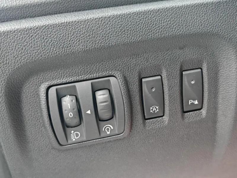 Car Thumb