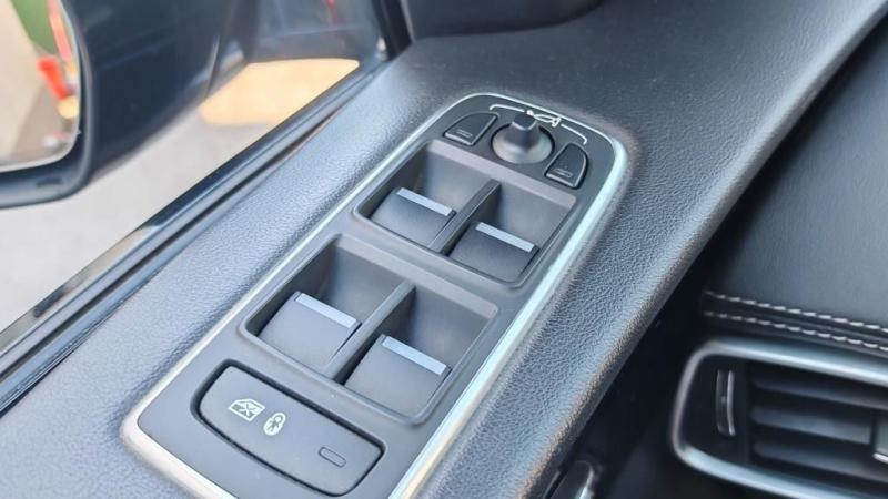 Car Thumb