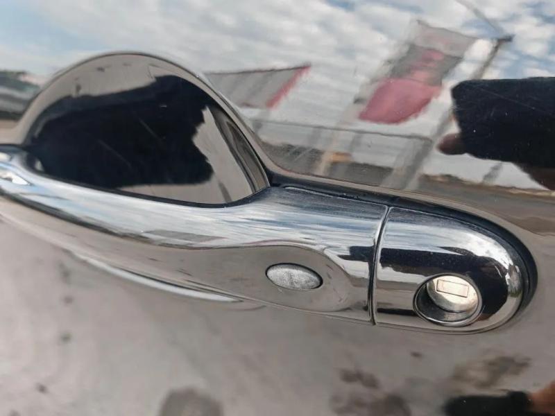 Car Thumb