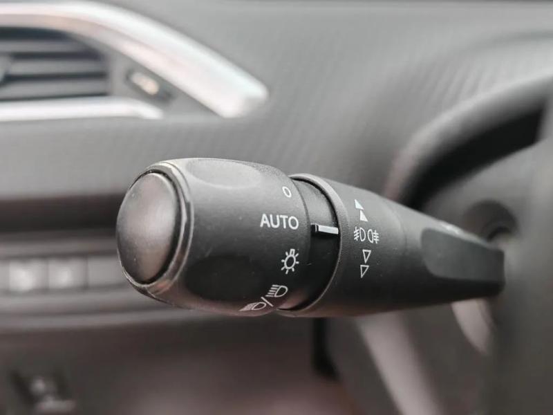 Car Thumb