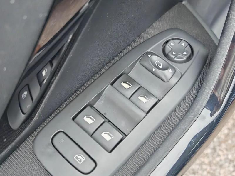 Car Thumb