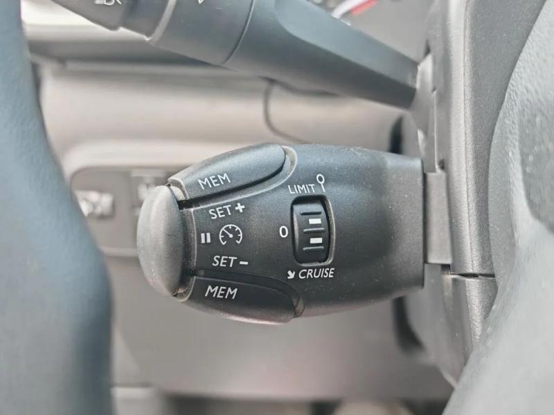Car Thumb