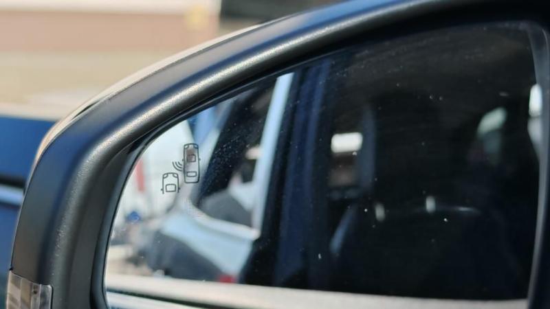 Car Thumb