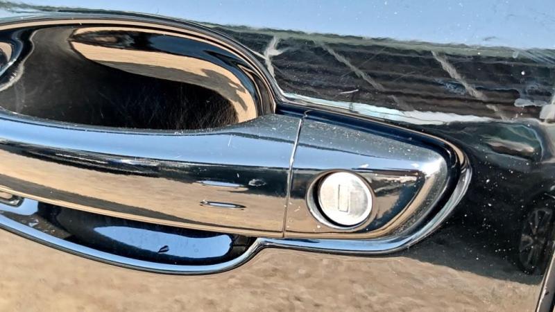 Car Thumb
