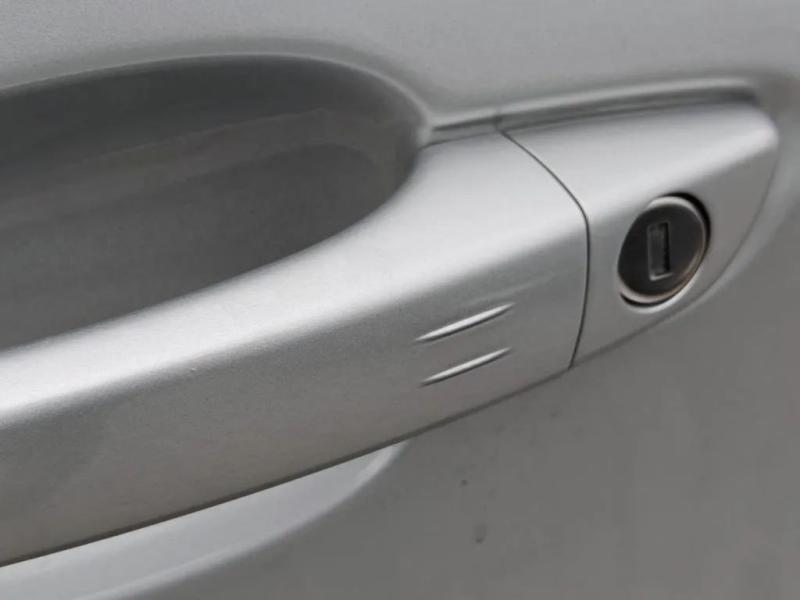 Car Thumb