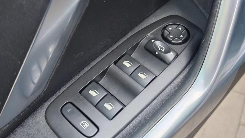 Car Thumb