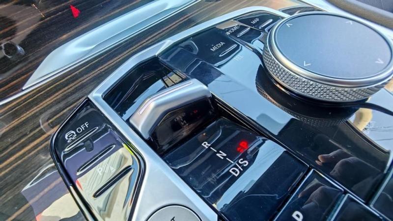 Car Thumb