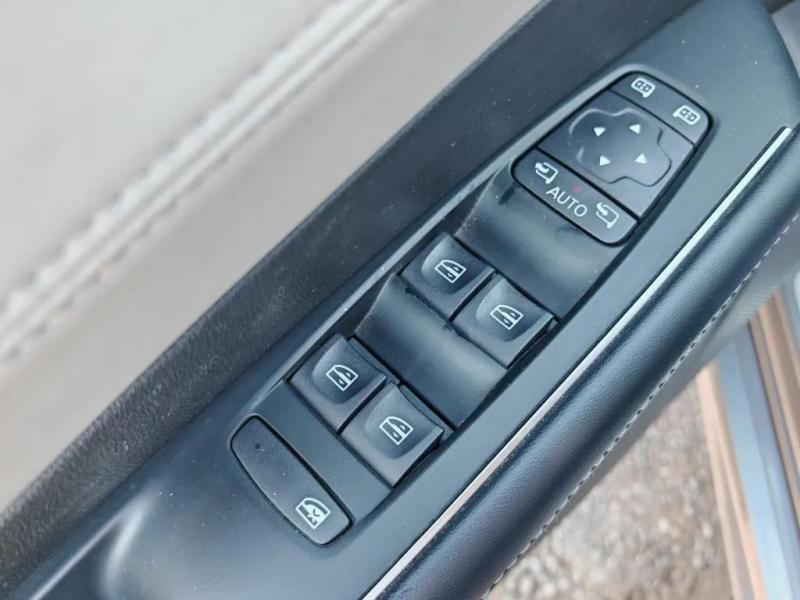 Car Thumb