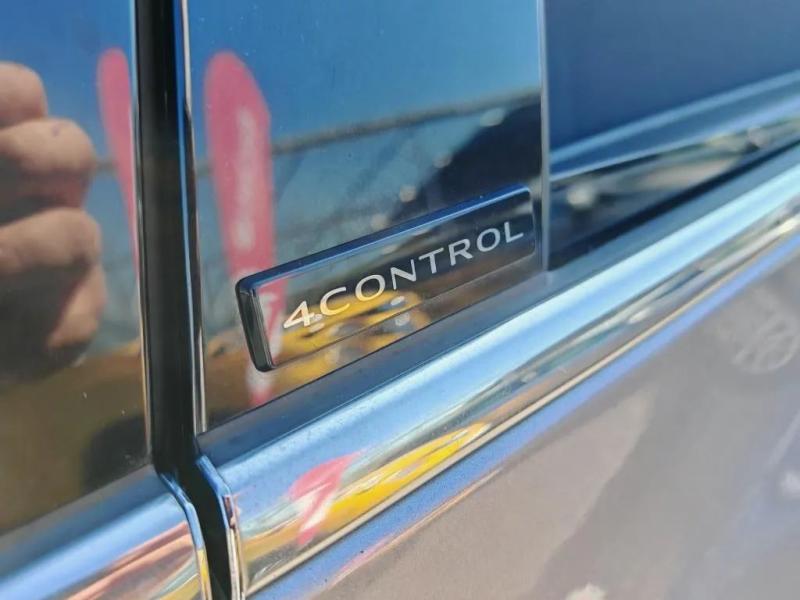 Car Thumb
