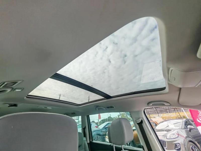 Car Thumb