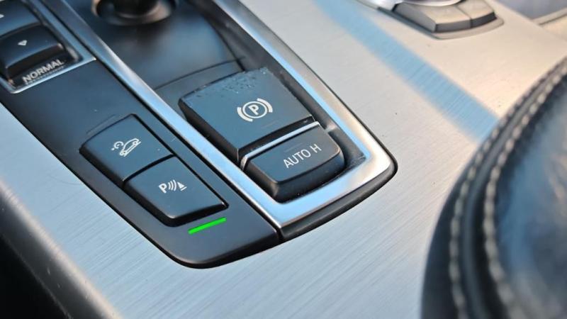 Car Thumb