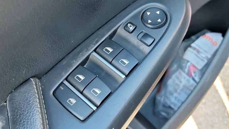 Car Thumb